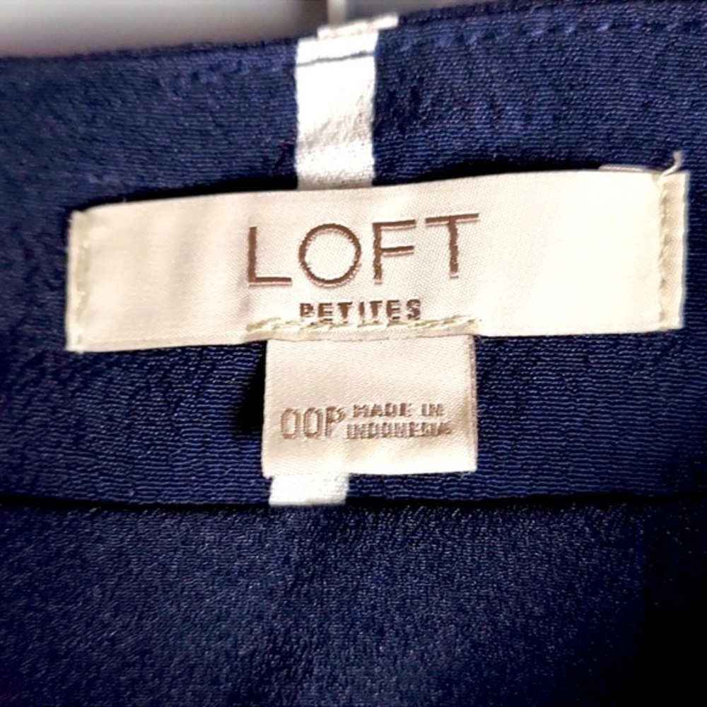 LOFT Petites Navy & White Vertical Stripe Wrap Skirt – Size 00P - Picture 5 of 5